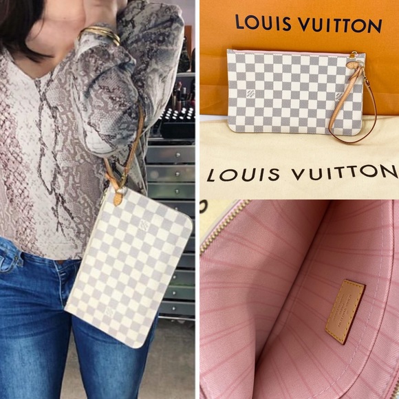 💎✨LIKE NEW✨💎  WRISTLET BY LOUIS VUITTON - Picture 2 of 9